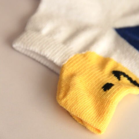 Gülen Yüz Emojili Kısa Patik Bilek Çorap