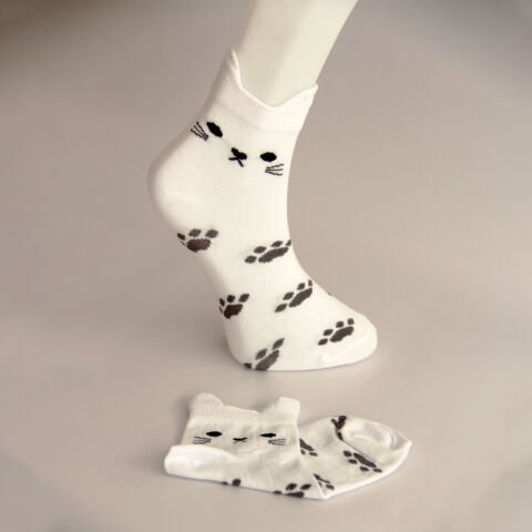 Kedi ve Pati Desenli Kısa Patik Bilek Kadın Çorabı Beyaz Renkli