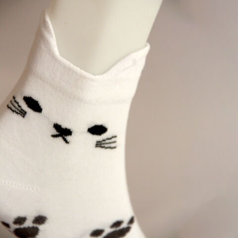 Kedi ve Pati Desenli Kısa Patik Bilek Kadın Çorabı Beyaz Renkli