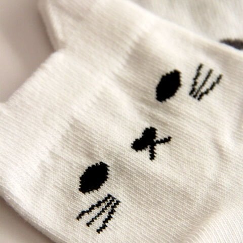 Kedi ve Pati Desenli Kısa Patik Bilek Kadın Çorabı Beyaz Renkli