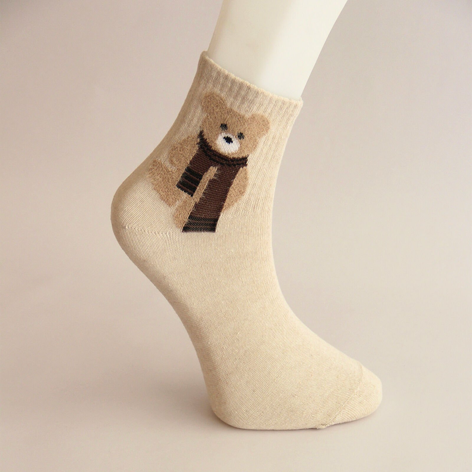 Krem Renkli Ayı Desenli Patik Kadın Çorabı