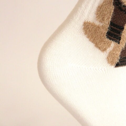 Kırık Beyaz Renkli Ayı Desenli Patik Kadın Çorabı