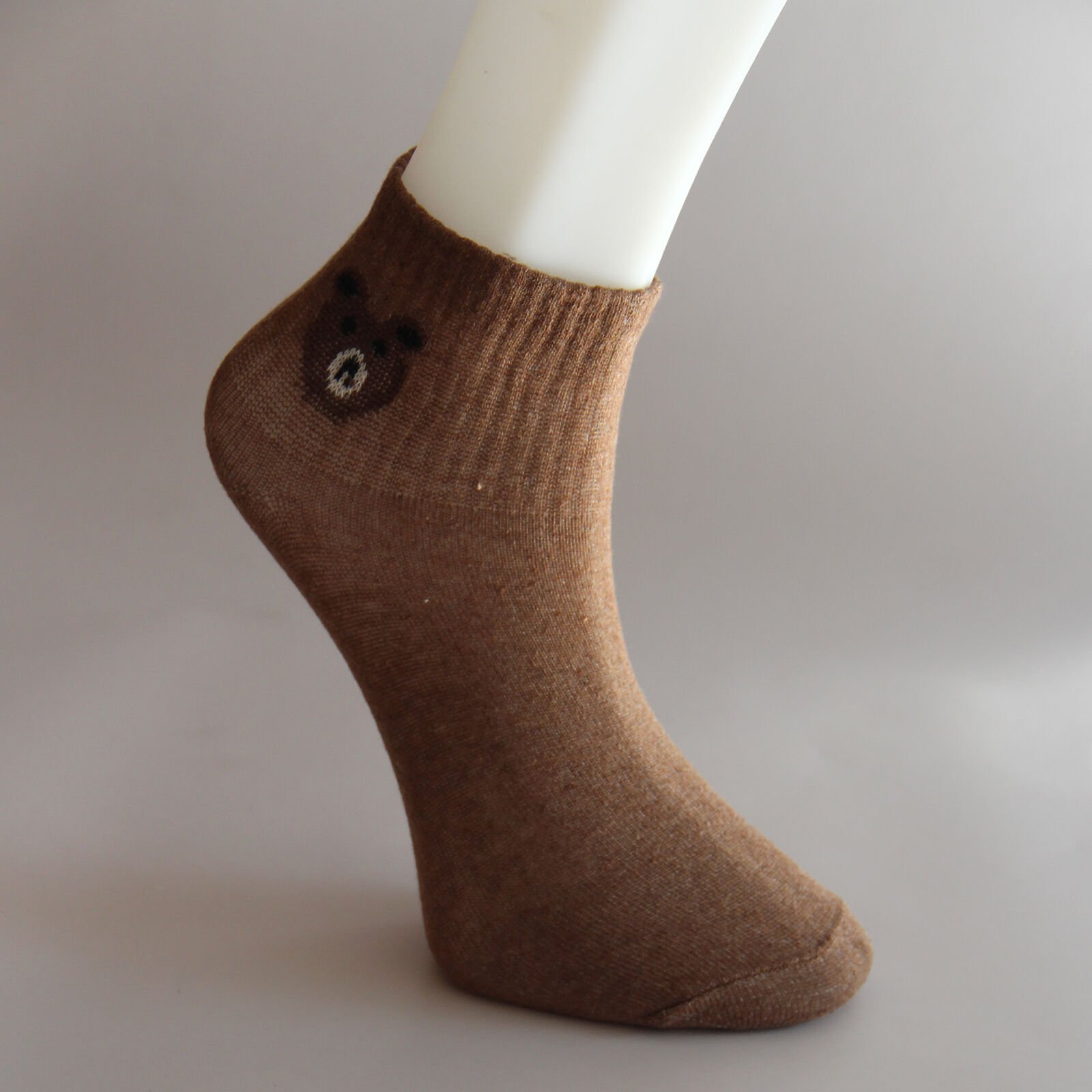 Kahverengi Ayı Desenli Patik Kadın Çorabı