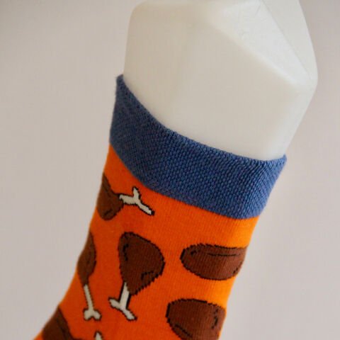 Desenli Unisex Turuncu Renkli Soket Çorap