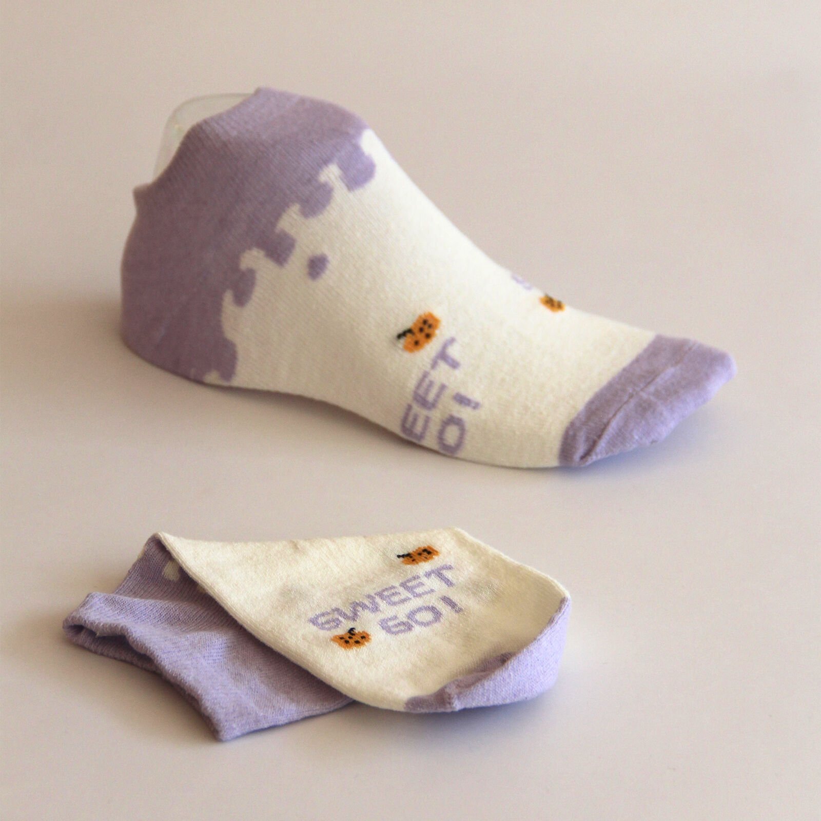 Mor Renkli Desenli Kadın Patik Çorabı