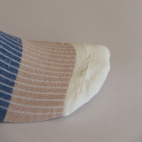 Kahverengi Mavi Çizgili Kadın Patik Çorabı