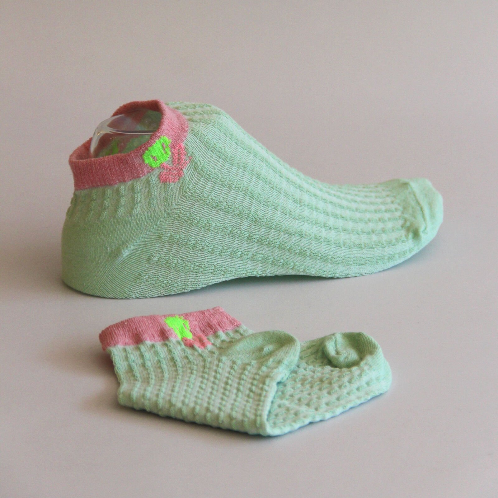 Desenli Yeşil Renkli Kadın Patik Çorabı