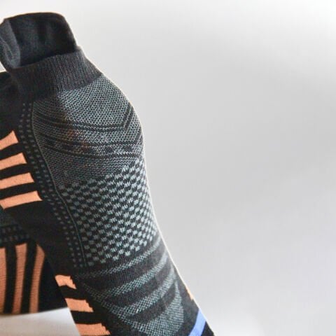 Pamuklu Dikişsiz Çizgili Erkek Patik Çorap 3'lü Paket – Beyaz, Siyah, Gri