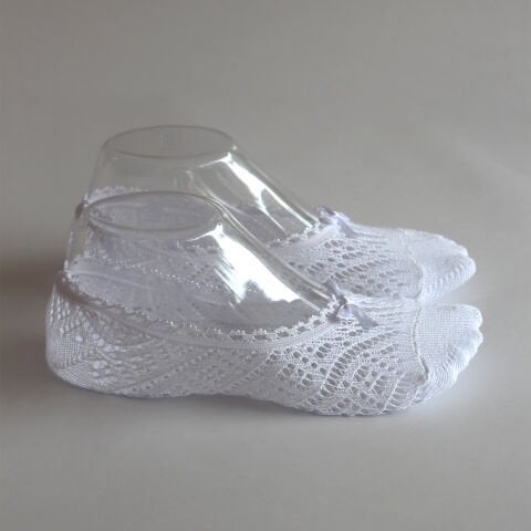 Beyaz Kadın Dantel İşlemeli Babet Çorap