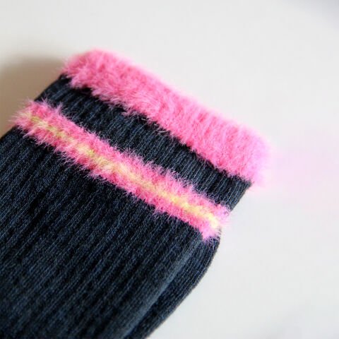Dikişsiz Pembe Çizgili Kadın Patik Çorap – Lacivert Renkli
