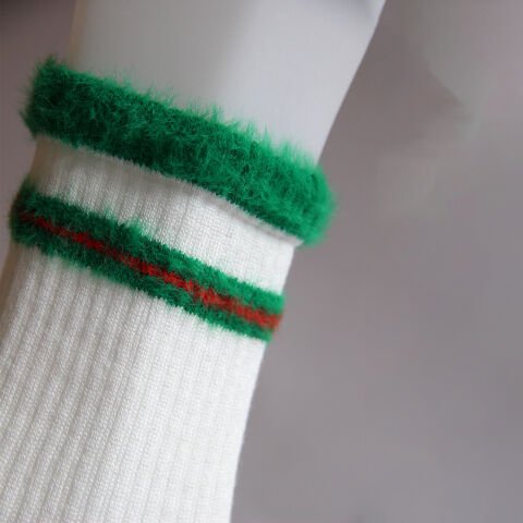 Dikişsiz Yeşil Çizgili Kadın Patik Çorap – Kırık Beyaz