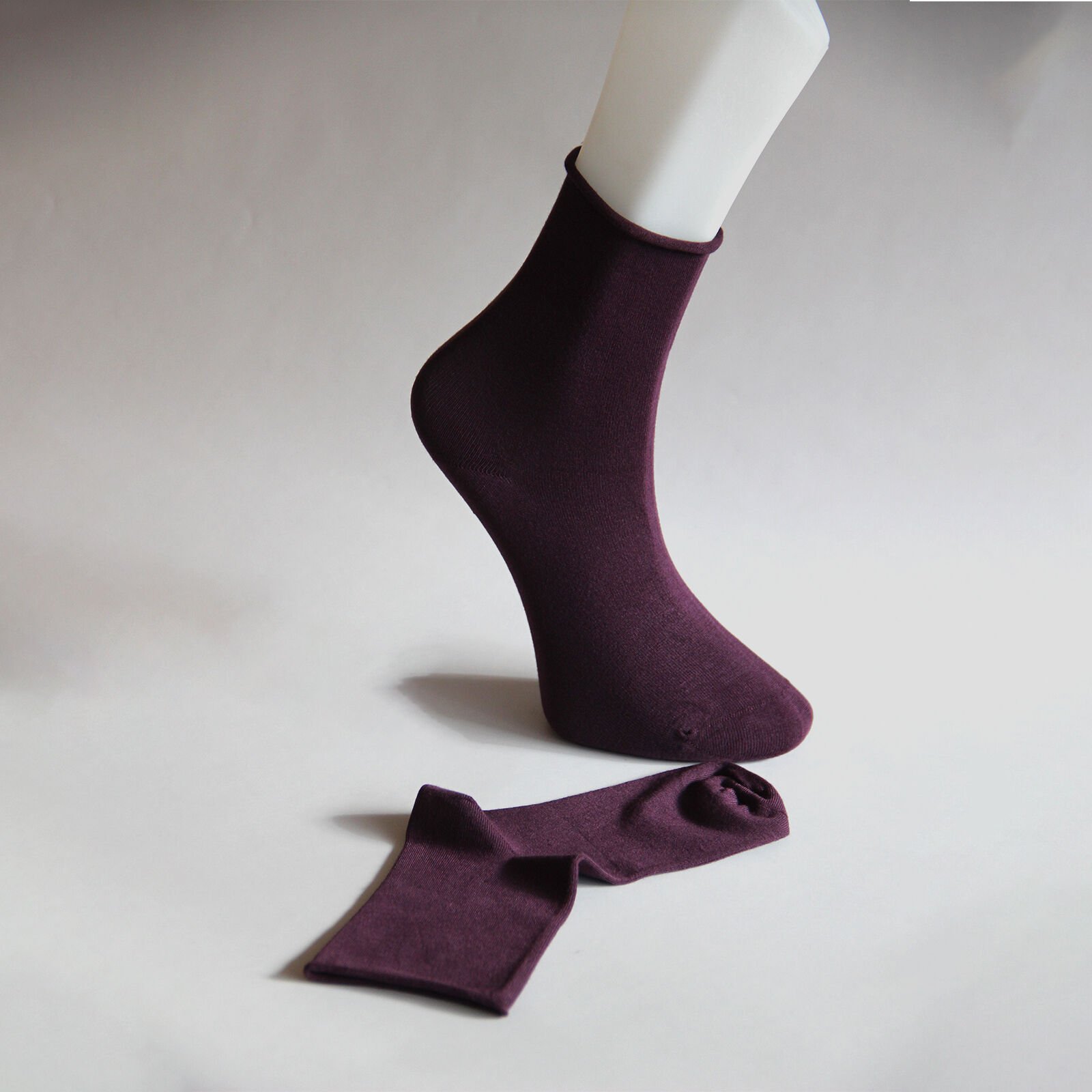 Dikişsiz Bambu Diyabet Kadın Patik Çorap – Mor