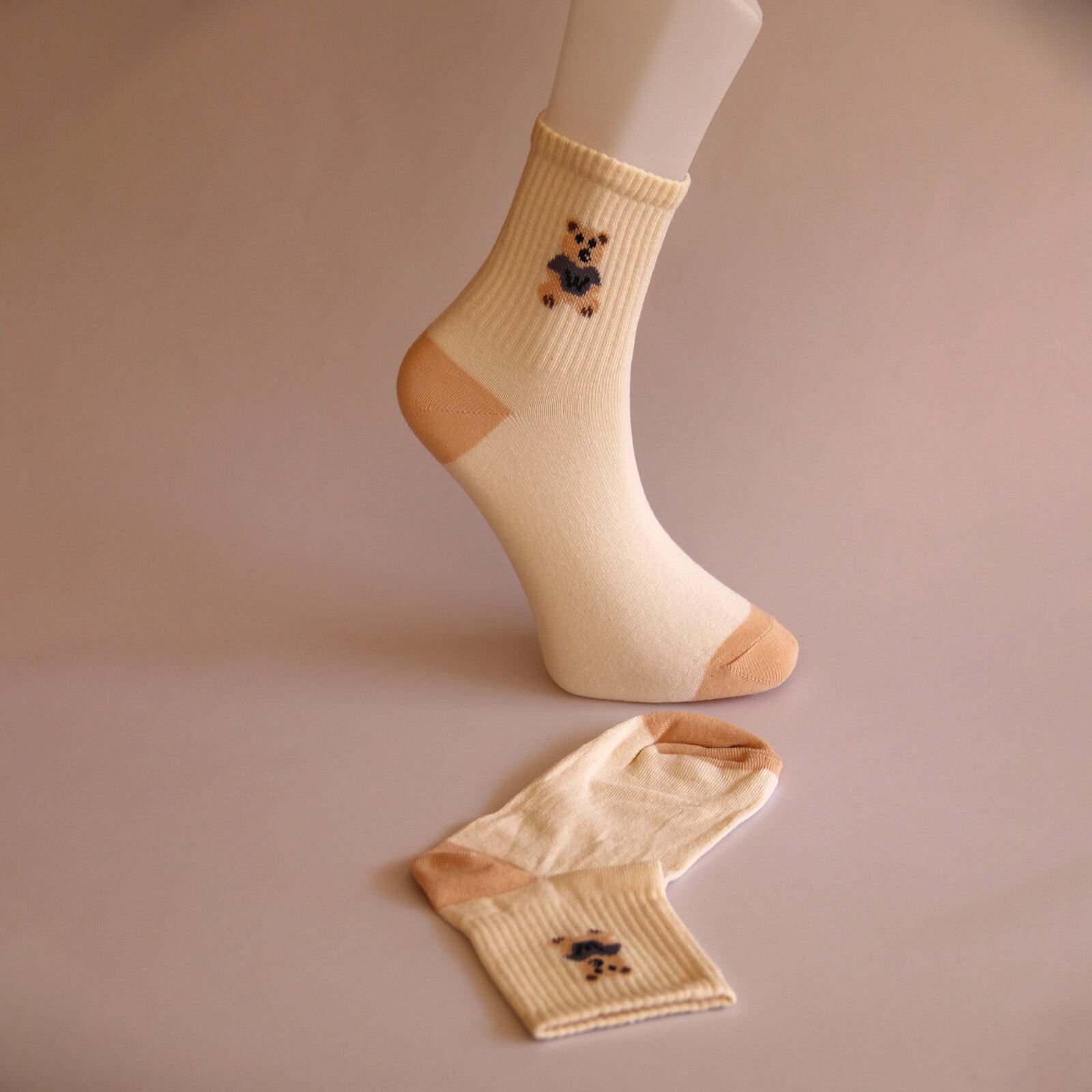 Ayı Desenli Kadın Çorap – Krem