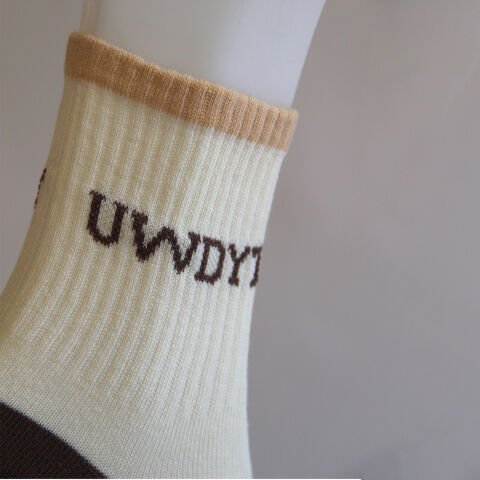 UWDYT Desenli Kadın Çorap – Krem Renkli