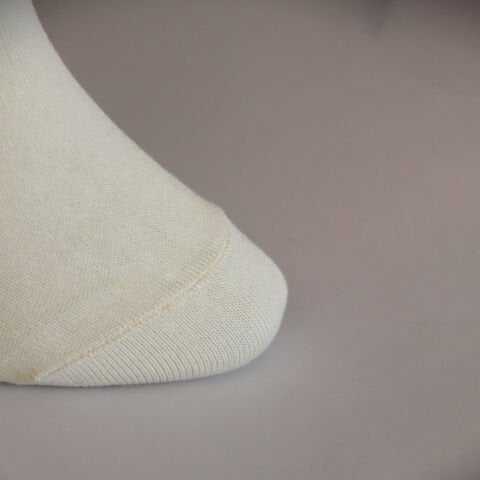 Scorpio Yazılı Kadın Çorap – Krem Renkli