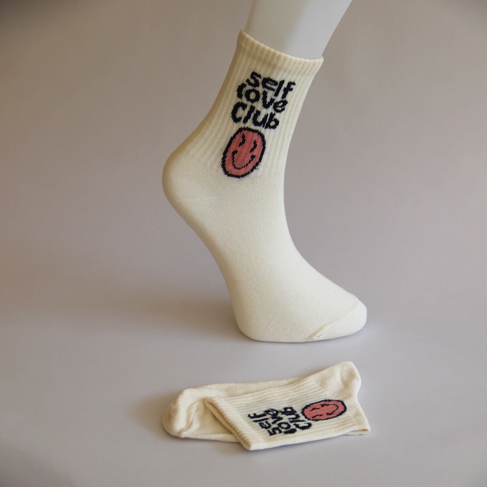 Self Love Club Yazılı Kadın Çorap – Krem