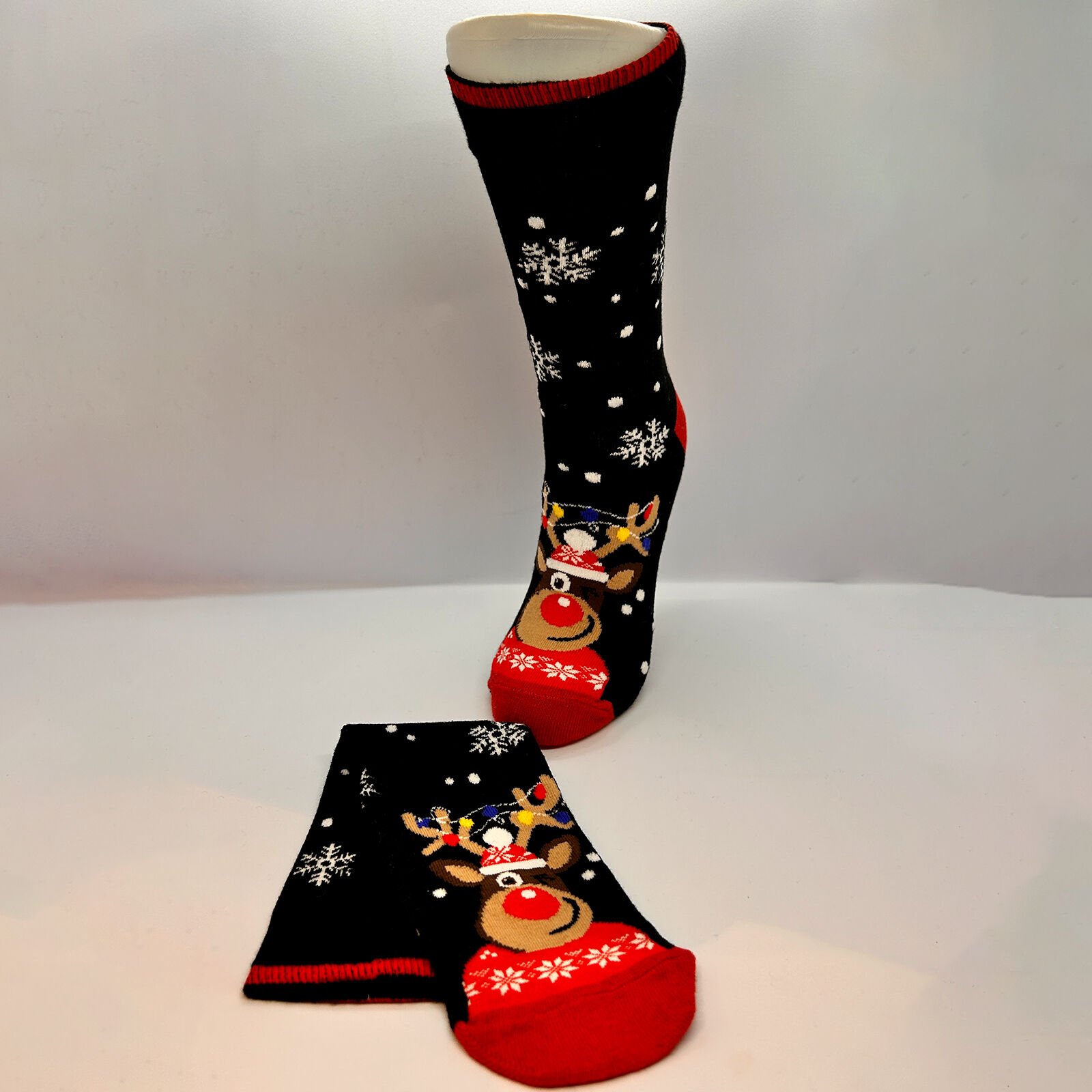 Geyik Desenli Unisex Yılbaşı Çorabı – Siyah