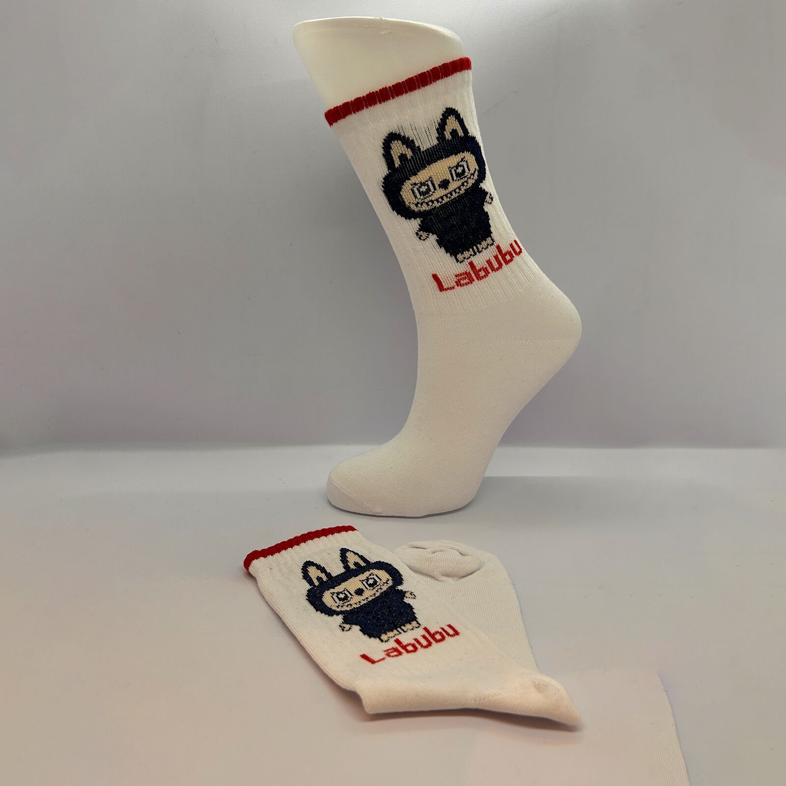 Labubu Karakterli Erkek Çocuk Çorabı – Beyaz