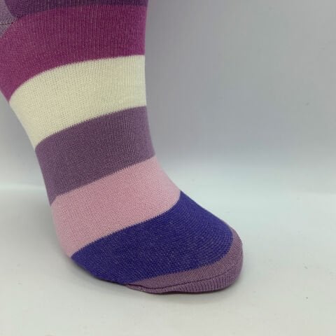 Desenli Dikişsiz Kadın Soket Çorap – Mor