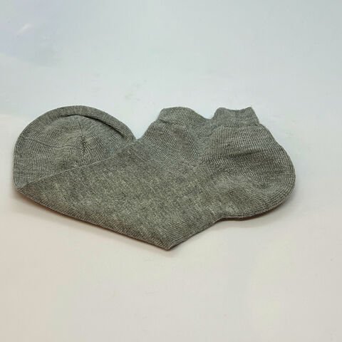 Erkek Bambu Dikişsiz Soket Çorap – Gri