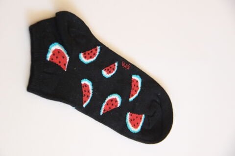 Erkek Ter Emici Dikişsiz Karpuz Desenli Patik Çorap – Siyah