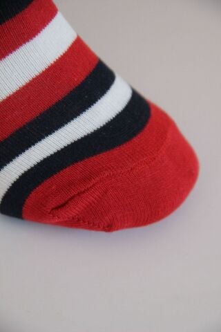 Kırmızı Mavi Desenli Unisex Çorap – Lacivert