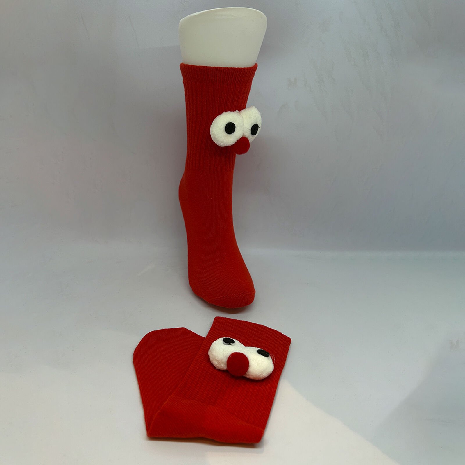 Çılgın Pörtlek Göz Desenli Unisex Kırmızı Dikişsiz Çorap