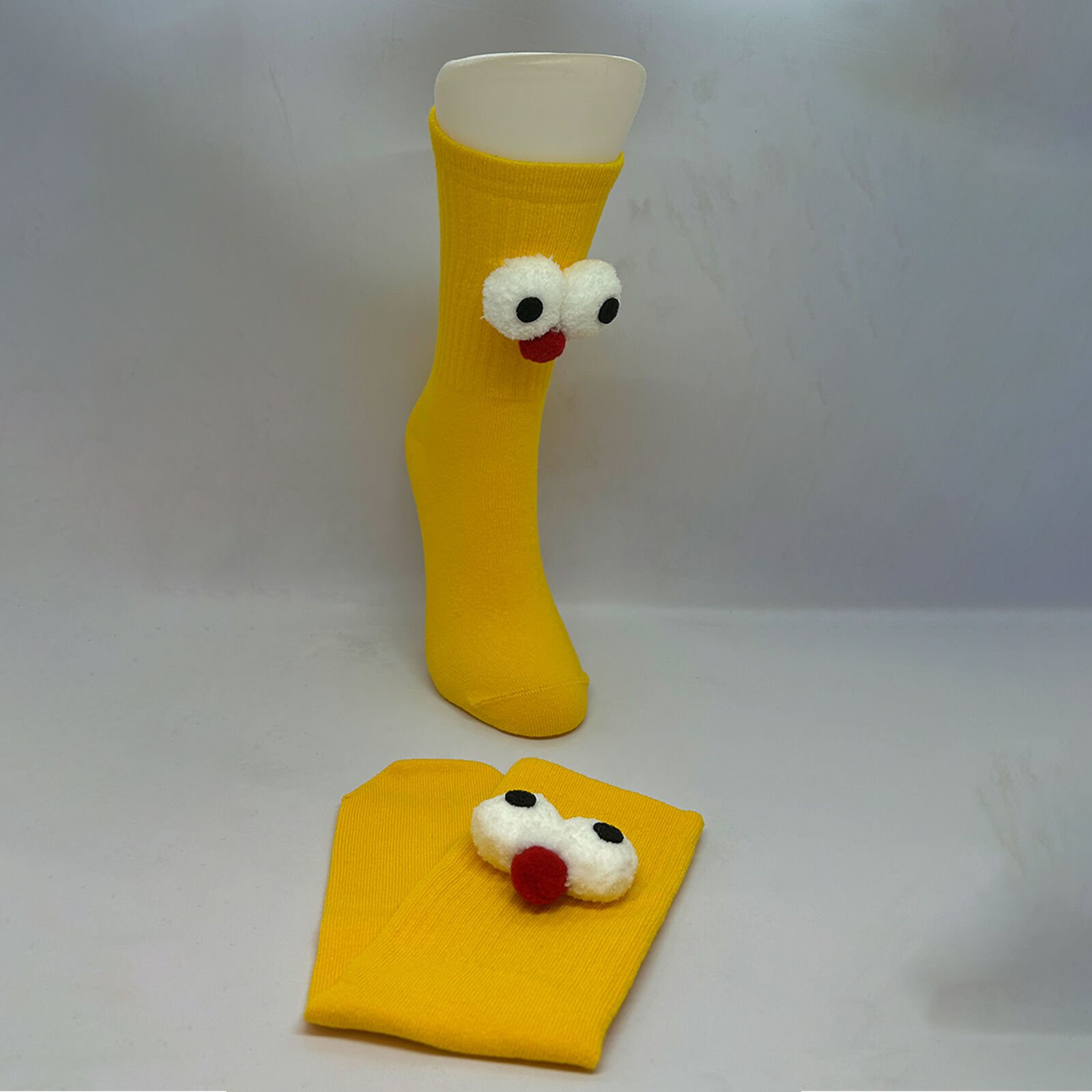 Çılgın Pörtlek Göz Desenli Unisex Sarı Dikişsiz Çorap