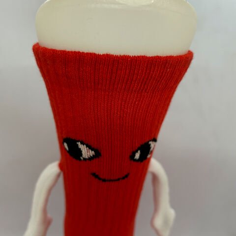 Halay Çeken Figürlü Unisex Kırmızı Dikişsiz Çılgın Çorap