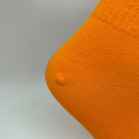 Halay Çeken Figürlü Unisex Turuncu Dikişsiz Çılgın Çorap