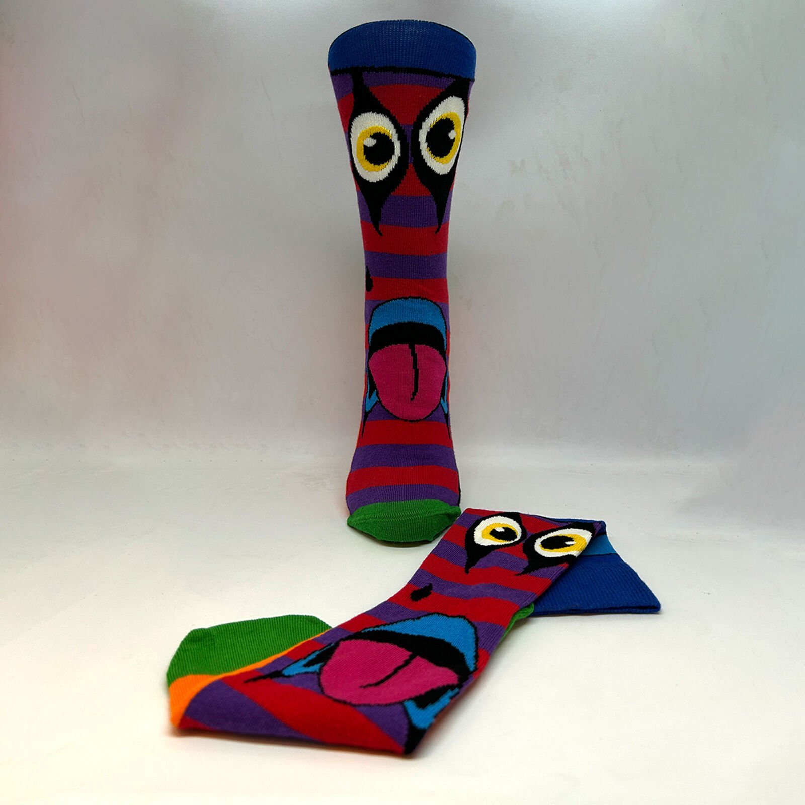 Mavi Dudak Karakterli Çılgın Çorap