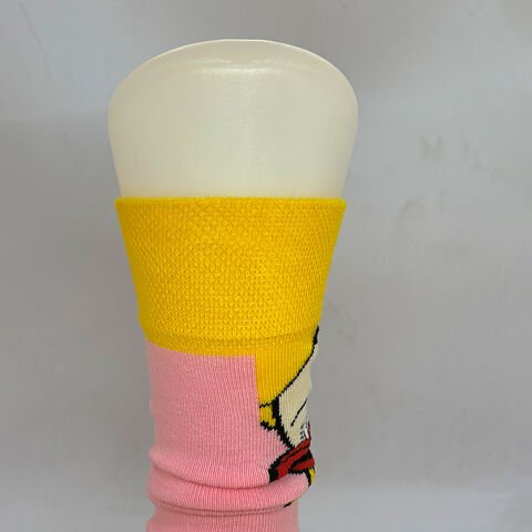 Sağ-Sol Farklı Pembe Kiraz ve Şeker Desenli Çılgın Çorap