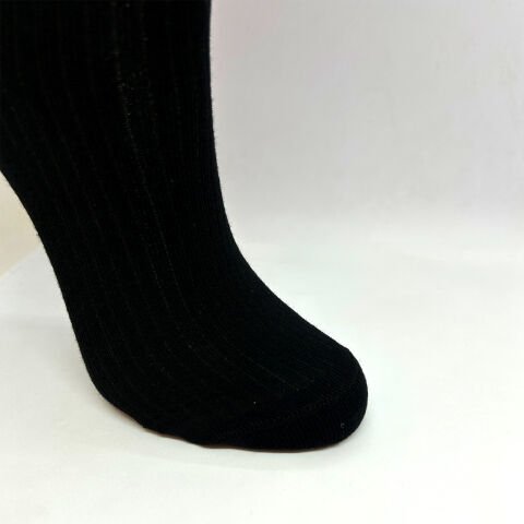 Kalp Desenli Taşlı Dikişsiz Kız Çocuk Çorabı – Siyah