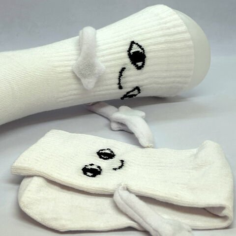 Halay Çeken Figürlü Unisex Beyaz Dikişsiz Çılgın Çorap